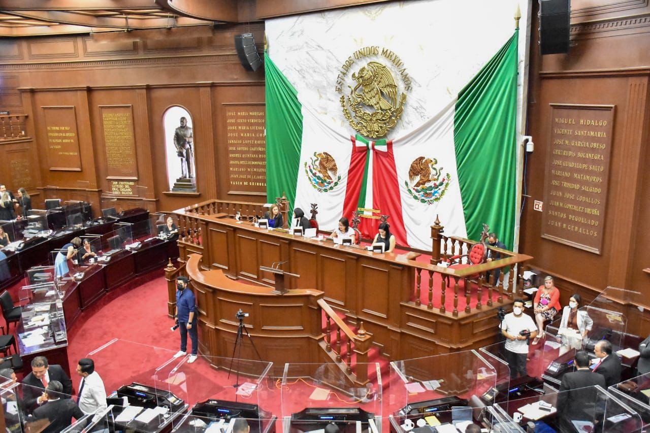 Congreso solicita se vacunen a niñas