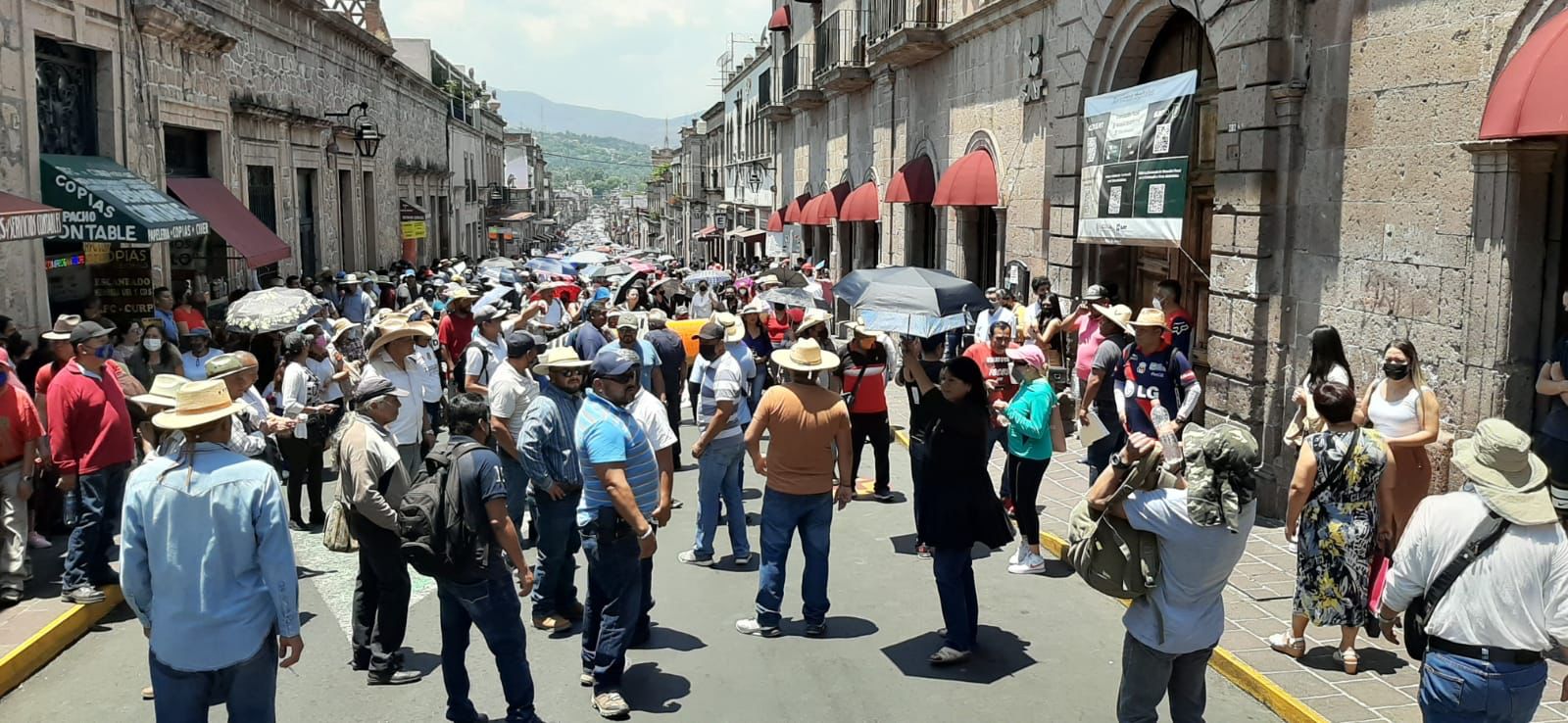 Denuncia CNTE “persecución política” contra maestros