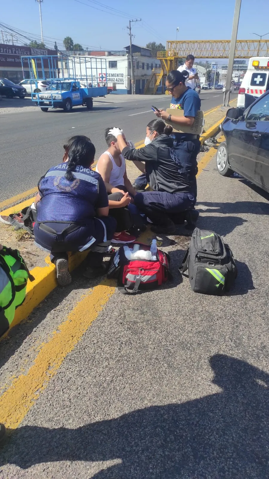 Dos personas resultaron lesionadas en un accidente en la salida a Salamanca4