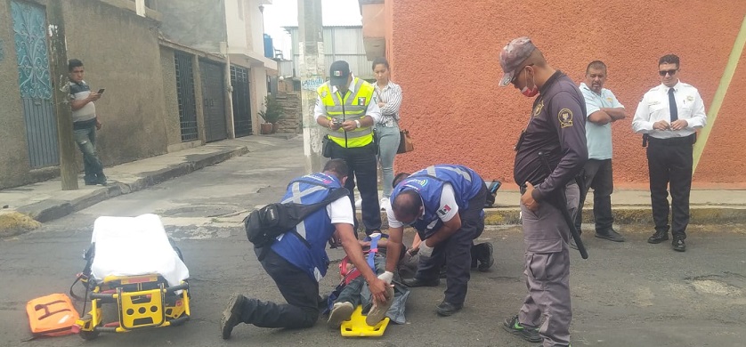 Motociclista sufre un accidente y resulta herido