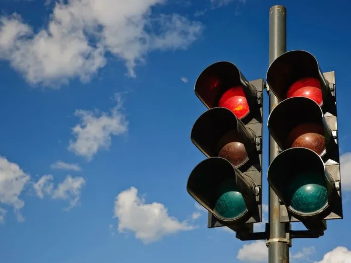 Hasta 2023 rescate de semáforos en Morelia