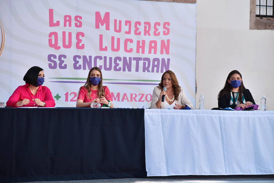 alianza de mujeres Andrea Villanueva