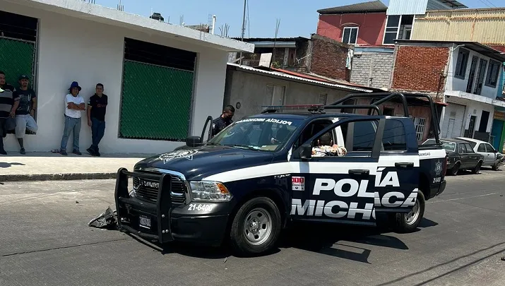 policías heridos patrulla Uruapan