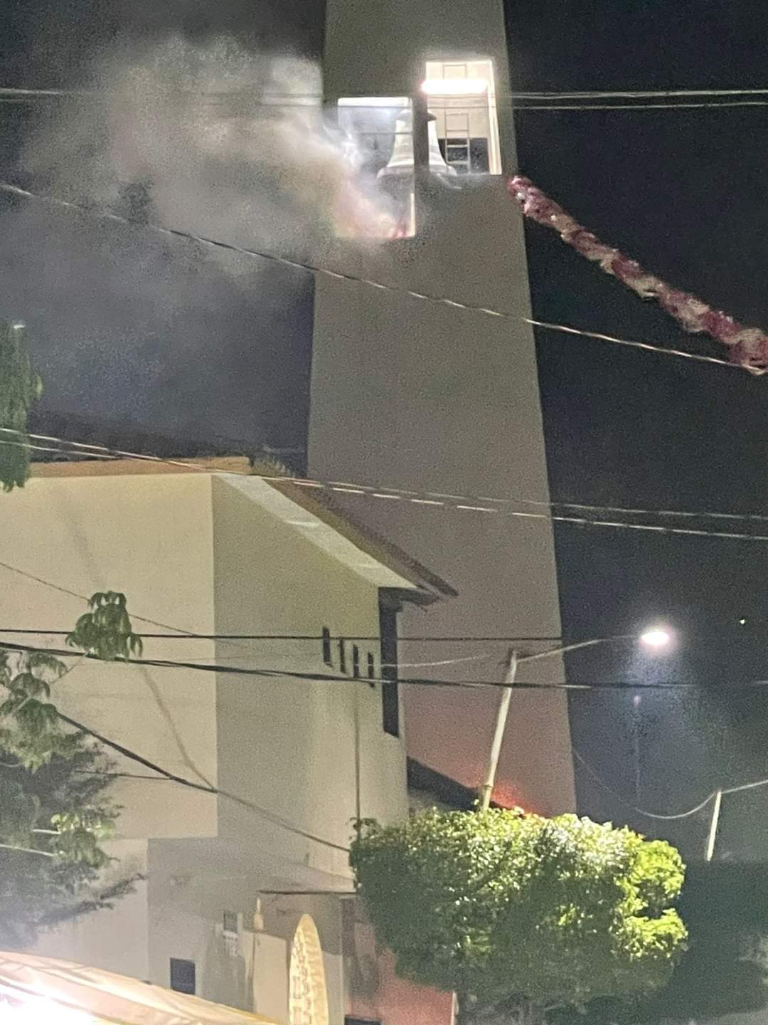 Explota pirotecnia capilla Apatzingán