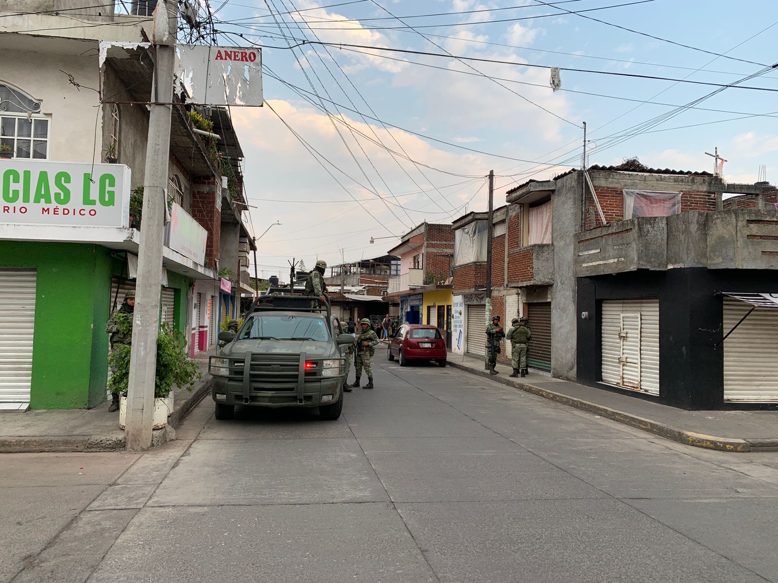 Balean a un sujeto en la colonia Natalio Vázquez en Uruapan