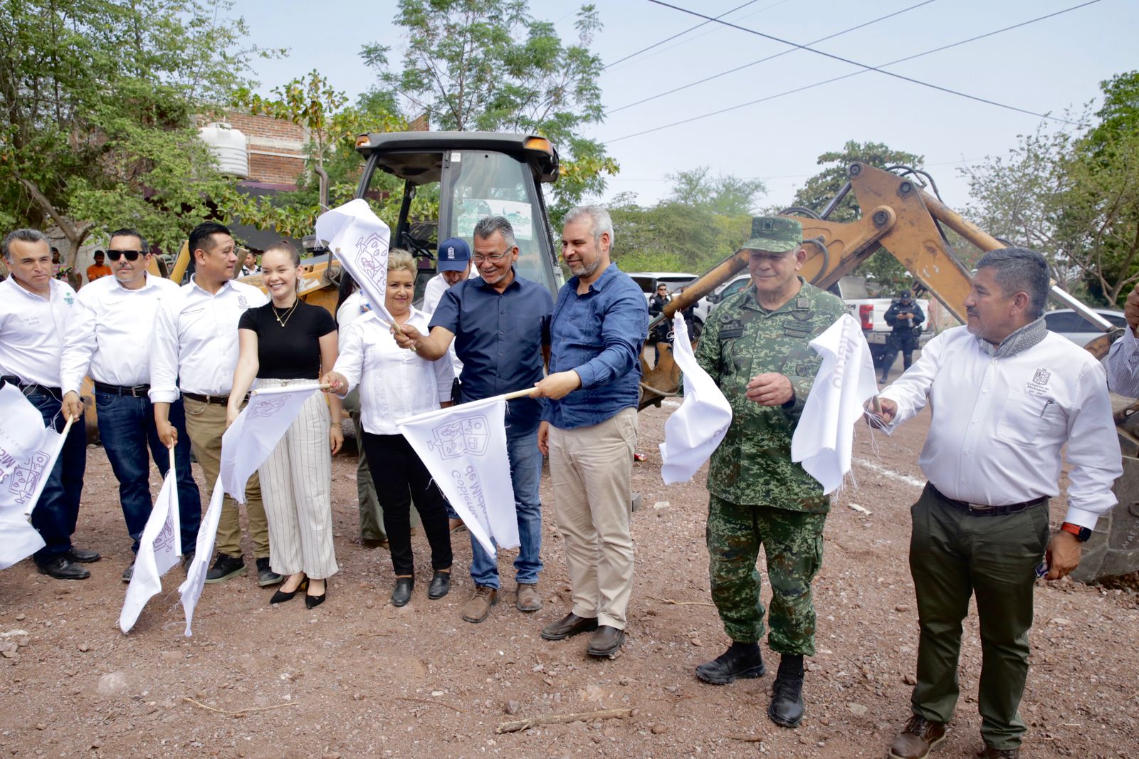 Bedolla recupera presencia de gobierno en municipios que controlaba la delincuencia