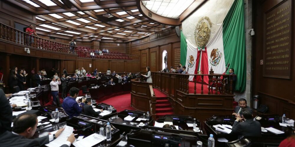 Impuntualidad de diputados locales busca ser acotada por Ley