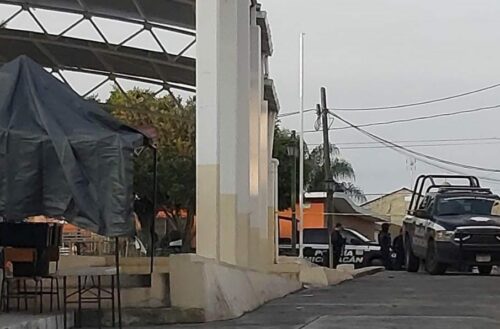 Sujeto es ejecutado a balazos frente a iglesia en la comunidad de Jeruco