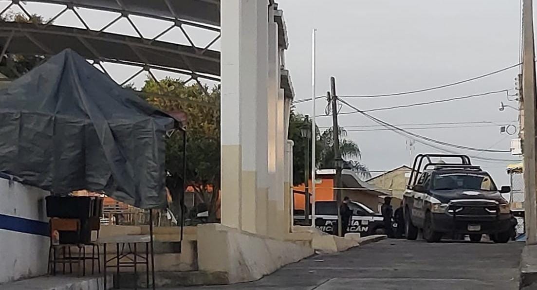 Sujeto es ejecutado a balazos frente a iglesia en la comunidad de Jeruco