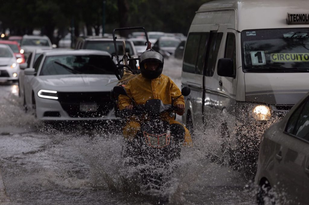 Inundaciones lluvia en Morelia