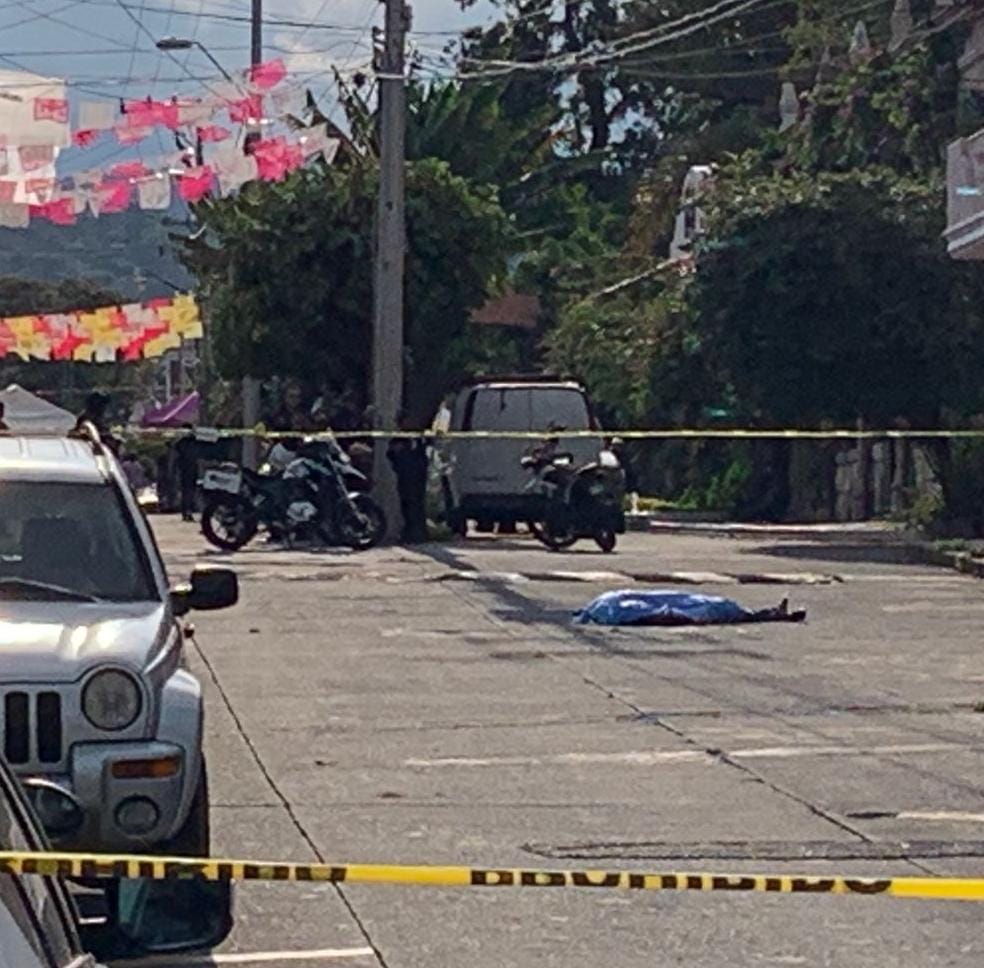 Balacera en fiesta patronal del barrio de San Pedro deja un joven muerto