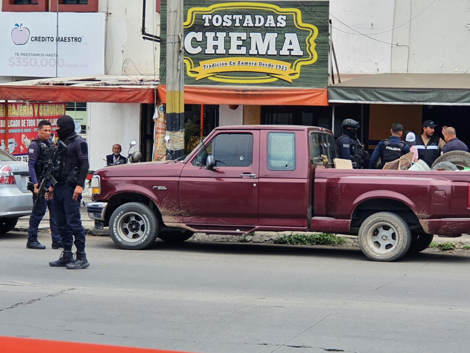 Atacan a balazos a trabajadores en colonia López Mateos de Zamora