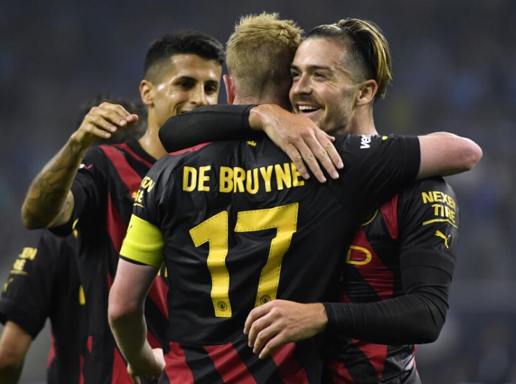 Con un gran De Bruyne; Manchester City sentenció al América