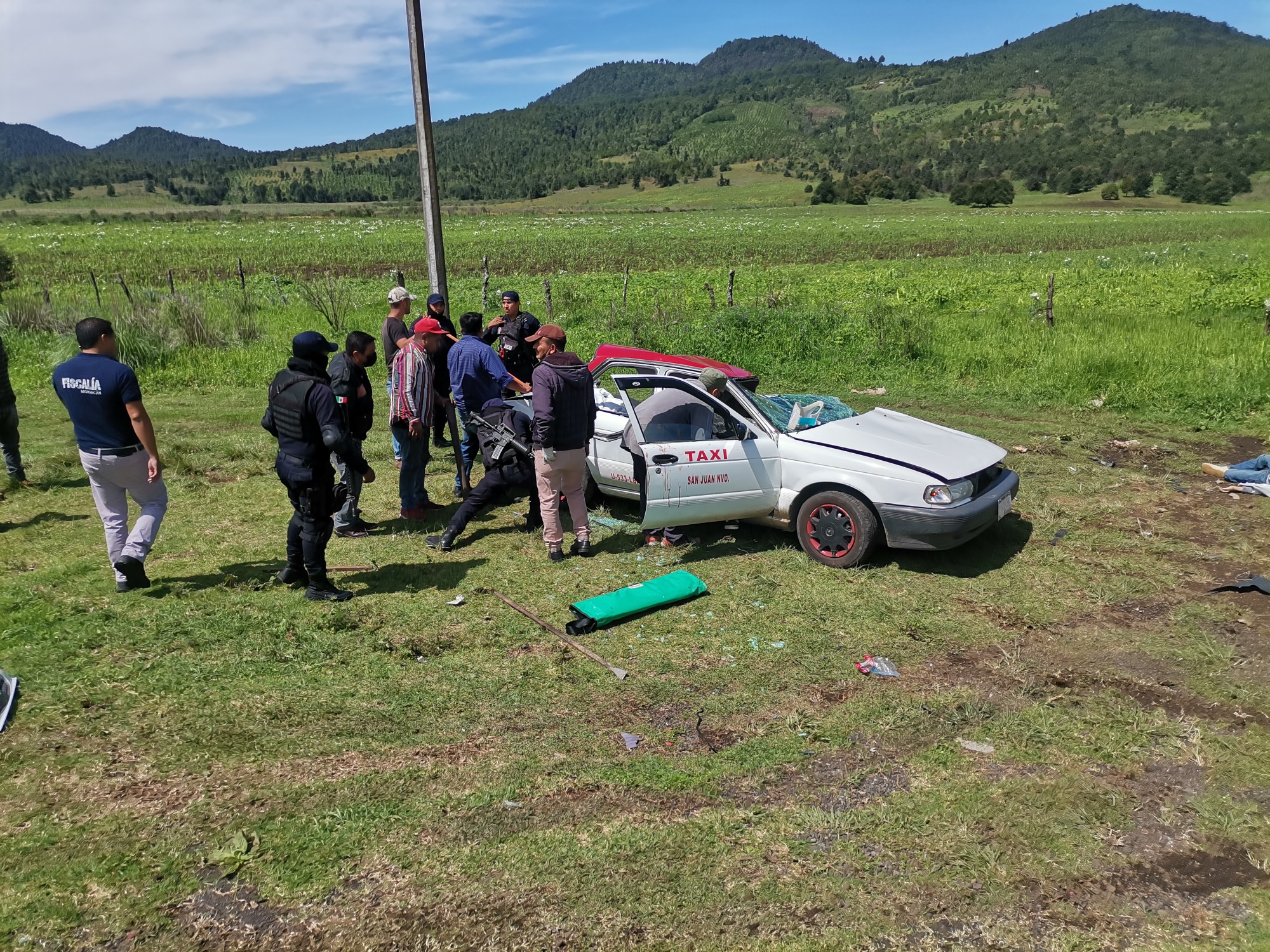 Choque de vehículos deja 4 muertos en la carretera Uruapan - Paracho