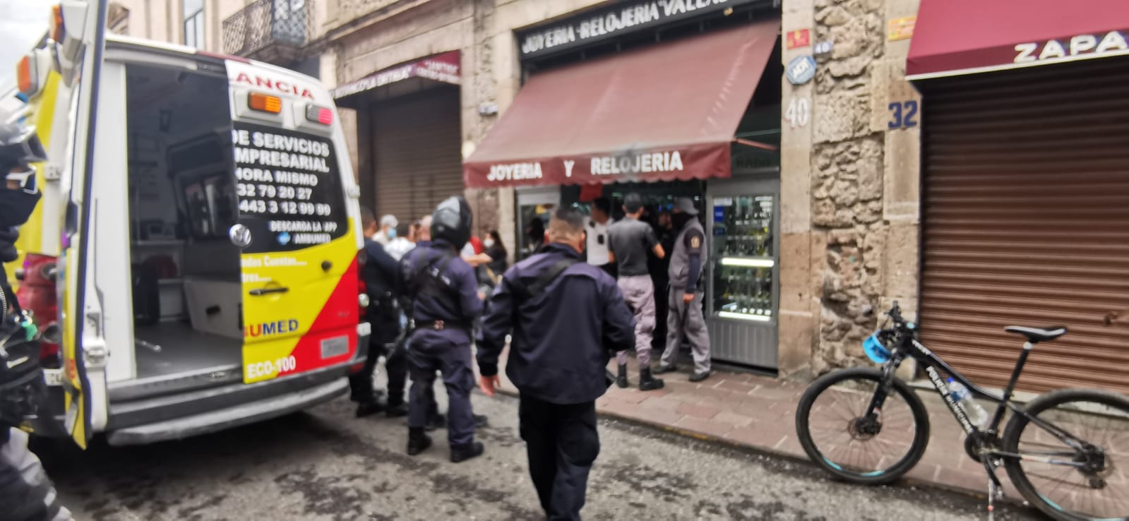 Dos asaltos casi simultáneos en el centro de Morelia, hay un un herido