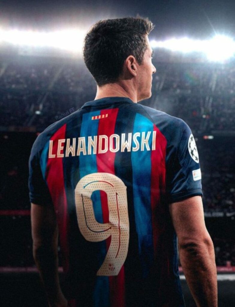 Robert Lewandowski al FC Barcelona por 3 temporadas