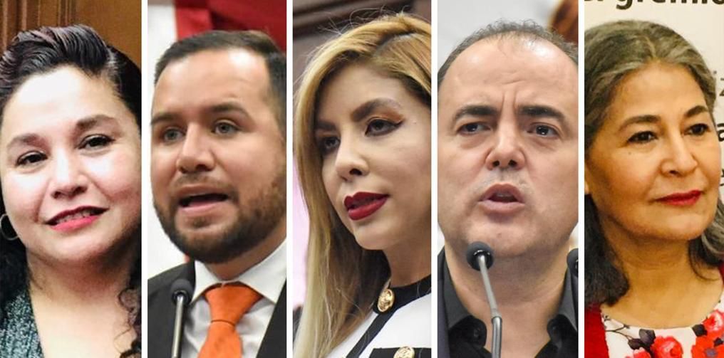 Barragán, Fidel y Morón tendrán voz y voto en Congreso Nacional de Morena Sumario: Del Distrito 8 de Morelia, Barragán, Fidel y Morón alcanzaron los votos para ser congresistas Morelia, Michoacán.- Los diputados locales Juan Carlos Barragán Vélez y Fidel Calderon Torreblanca, así como el político, Raúl Morón Orozco, alcanzaron la votación necesaria para integrar el Consejo Nacional de Morena. De acuerdo al conteo total de los resultados preliminares del Distrito 8 (poniente) de Morelia, Barragán Vélez ocupó la primera posición con más de mil 700 votos. Mientras que Víctor Múgica, alcanzaría mil 230. En tercera posición, Fidel Calderón logró más de mil votos. En esta lista, Raúl Morón Orozco, alcanzó la quinta posición para integrar el Congreso Nacional de Morena, que elegirá en agosto y septiembre, las dirigencias estatales y la nacional. Hay que destacar que la elección de este sábado 30 de julio, fue acusada por distintos actores políticos de Morena, aquellos que se llaman “fundadores”, de “mapachería”. Dos de las que alzaron la voz, fueron mujeres. En una primera instancia, la titular de la Secretaría del Bienestar, Carolina Rangel Gracida, publicó en sus redes sociales el siguiente mensaje: “No traigan a nuestro MOVIMIENTO las prácticas que llevaron al basurero de la historia a sus partidos.”. Por otro lado, la diputada local Eréndira Isauro, denunció lo propio desde la plaza principal de Zacapu, en donde a través de un video señaló: “Desde Zacapu se hace la denuncia de tantas irregularidades que están ocurriendo en el proceso de Morena para la elección de consejeros y consejeras; es una tristeza que nuestro movimiento se esté manchando por estar los que quieren aprovecharse de nuestro partido”. Hay que destacar, que la mayoría -al menos en el Distrito 8- de quienes ganaron las posiciones para integrar el Congreso Nacional, son ex perredistas que “recientemente” se incorporaron a Morena, que incluso, no se habían afiliado debido a que el partido guinda en Michoacán, no había realizado procesos de afiliación y el que hicieron, fue anulado.