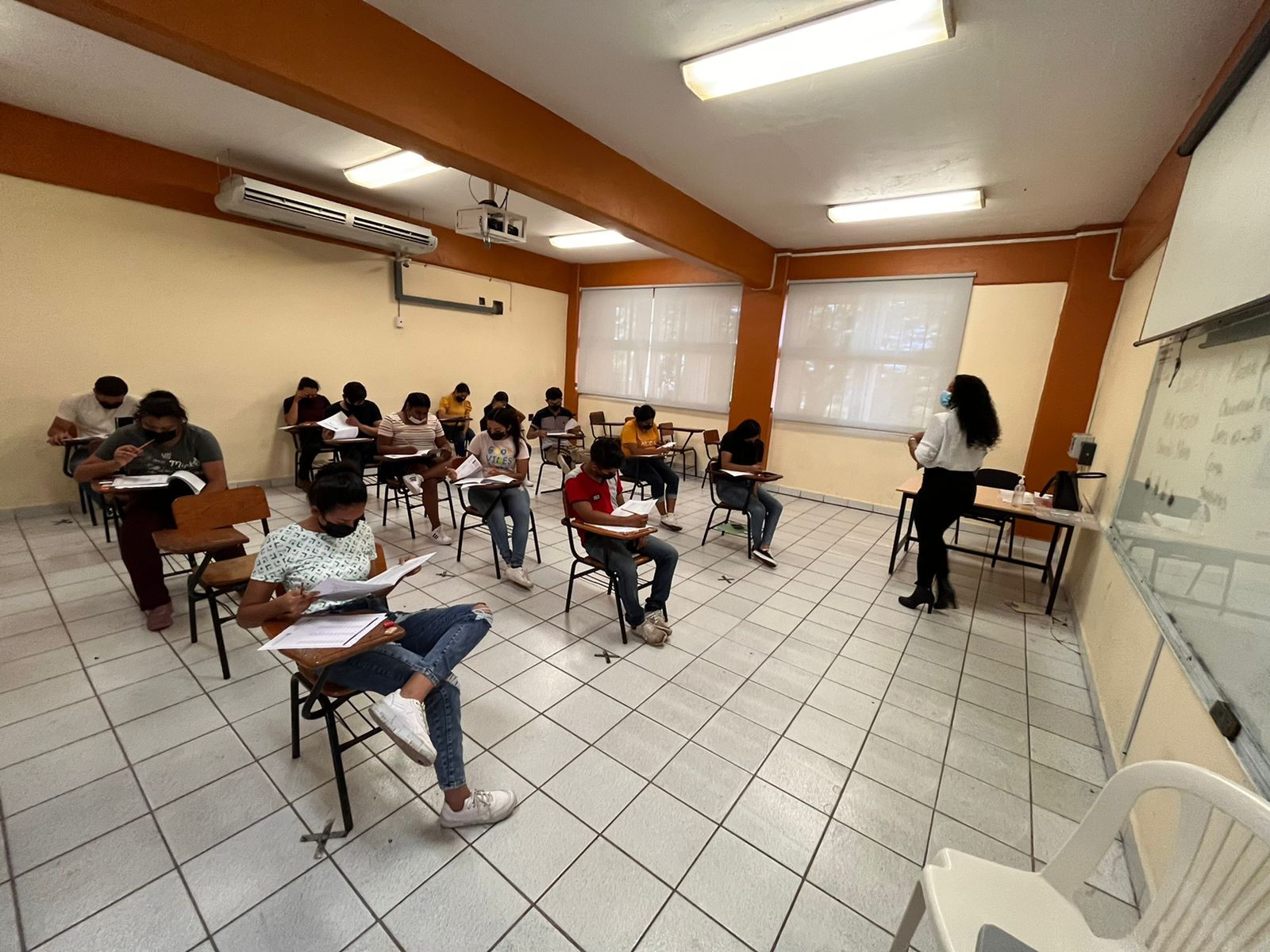 Sin incidentes aplicación del examen Ceneval para ingreso a Normales