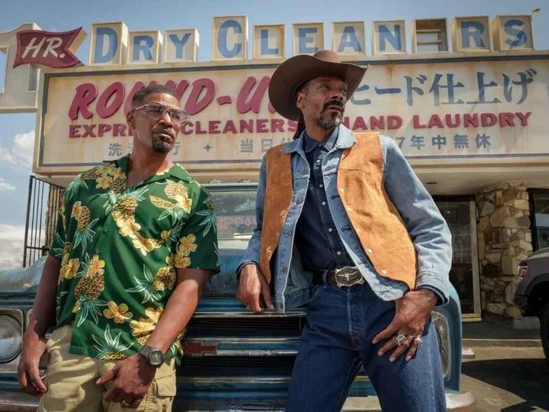 Netflix lanza el tráiler oficial de “Turno de Día”, película con Jamie Foxx y Karla Souza. Acción, vampiros y muchas sorpresas llegan este 12 de agosto a la plataforma