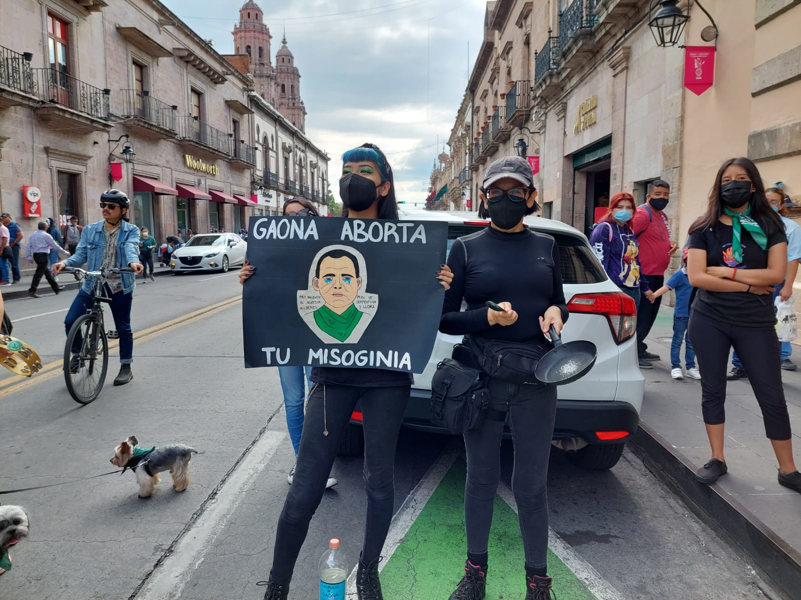 A favor del aborto, se manifiestan colectivas en Palacio Legislativo