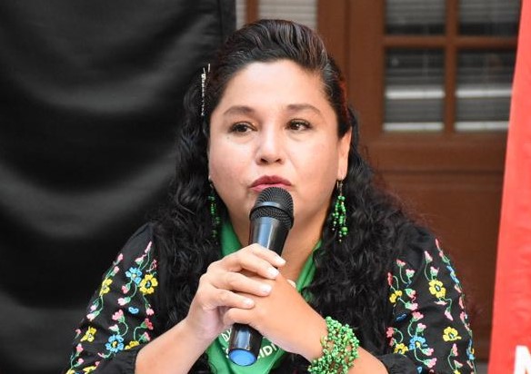 Baja de trabajadores en Congreso “para poder robar más”: Gabriela Cázares