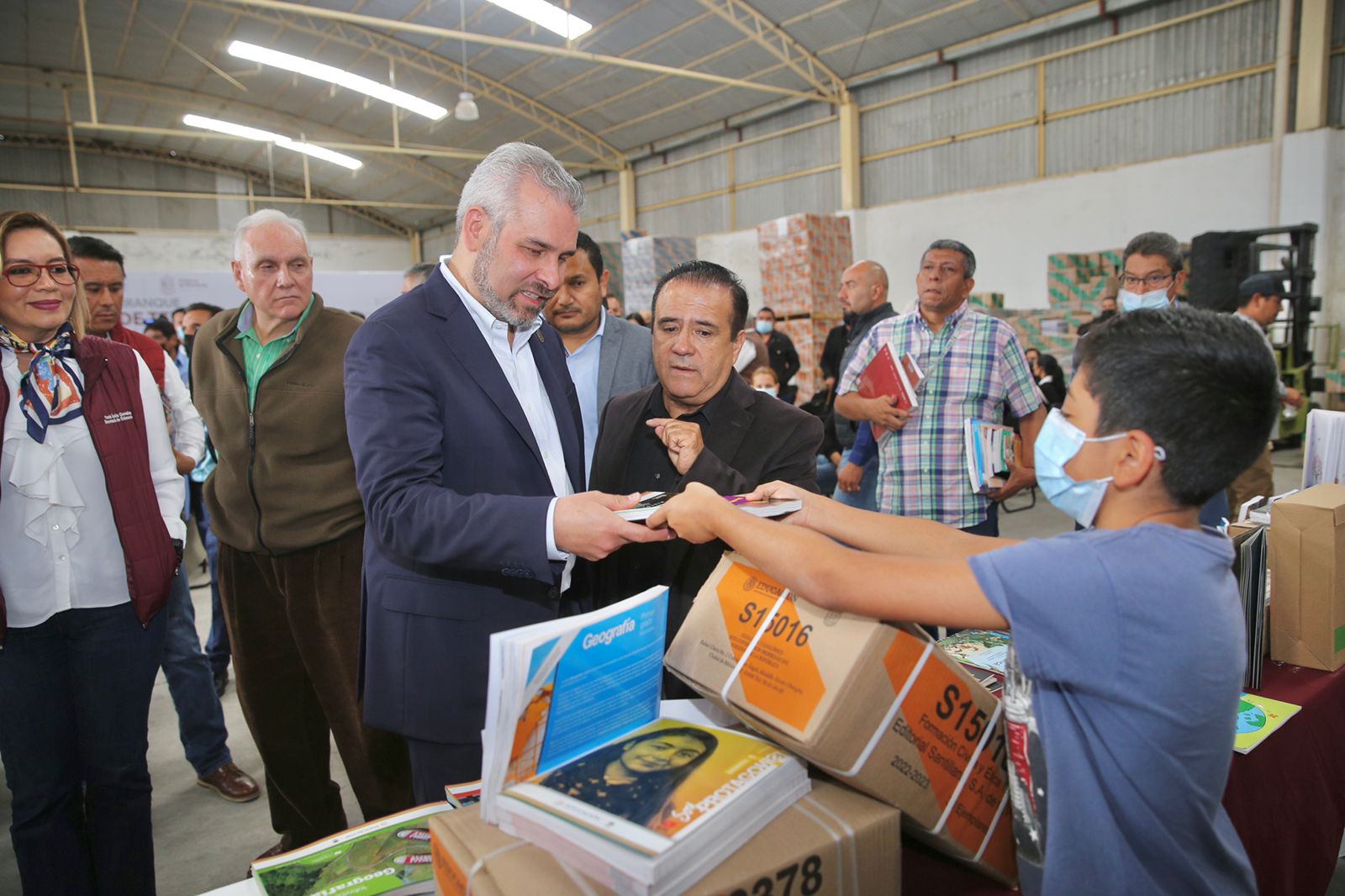 Bedolla distribución libros secundaria