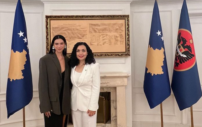 Dua Lipa, nombrada embajadora de honor de Kosovo