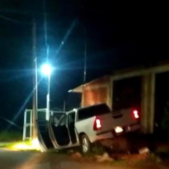 Encuentran muerto en carro calcinado tras balacera en la colonia Tejerías