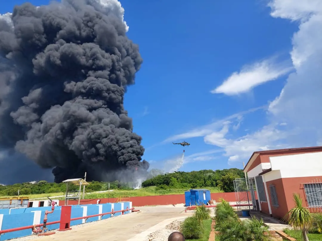 Enviará México combustible a Cuba ante incendio en Matanzas