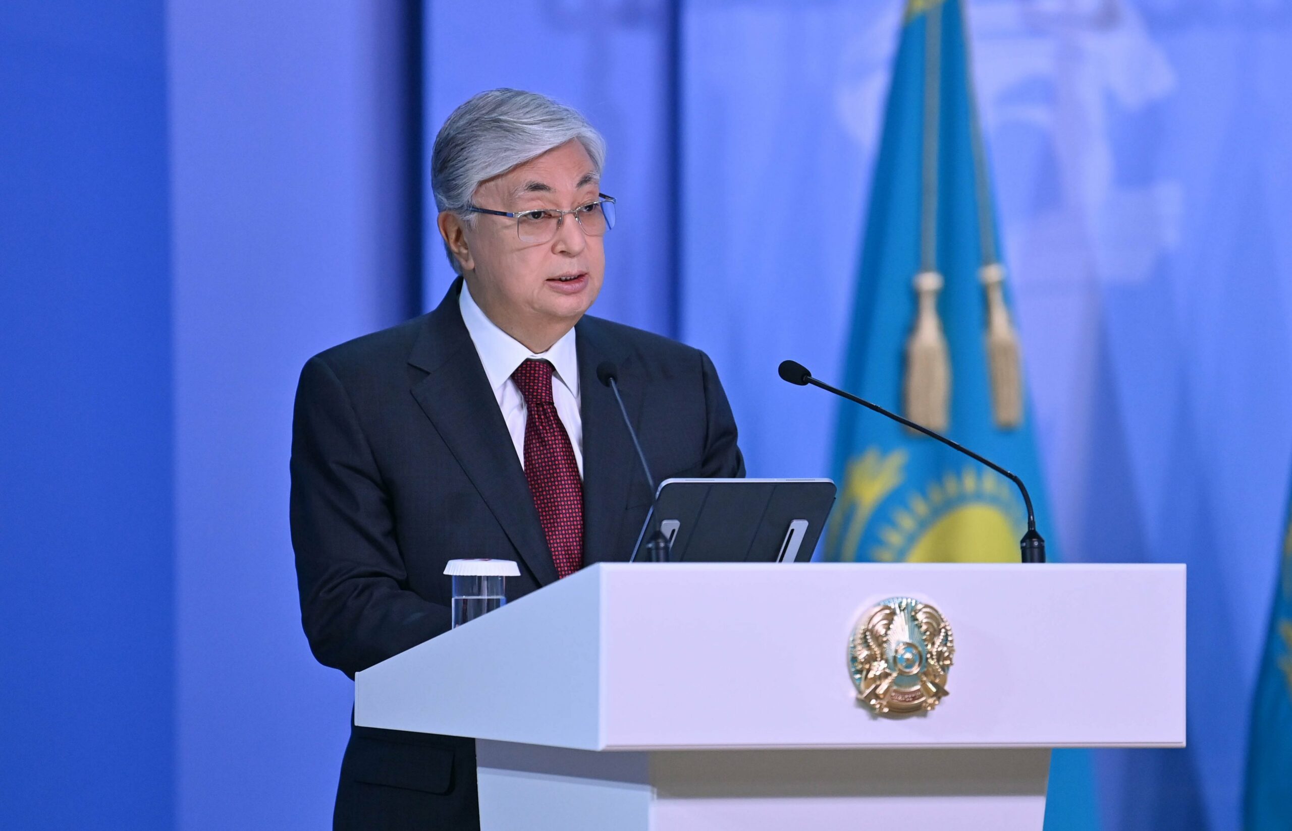 Acogerá Kazajistán a población rusa que huye del país