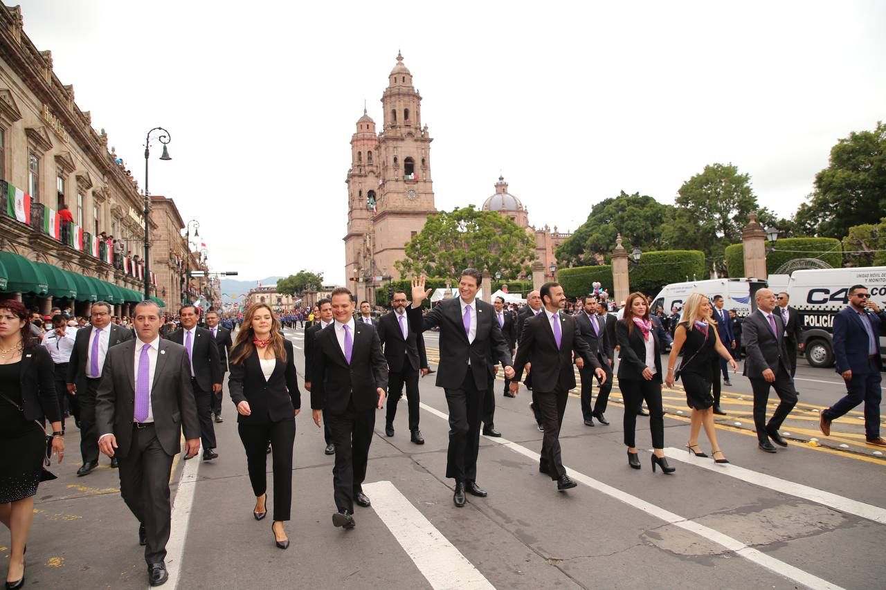 Alfonso Martínez se califica “muy bien” luego del desfile del 16 de septiembre
