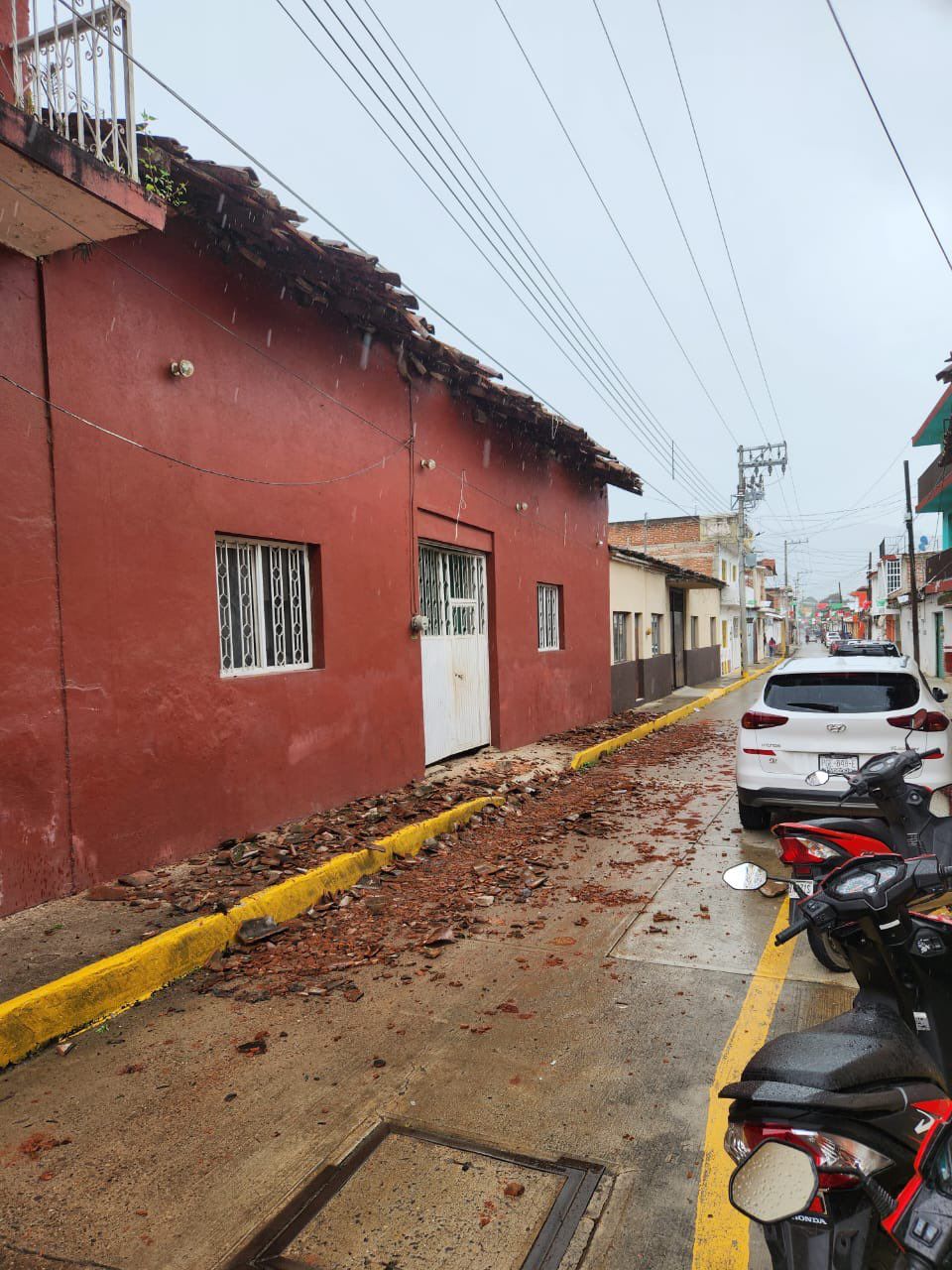Atiende Gobierno de Michoacán afectaciones tras sismo en Coalcomán