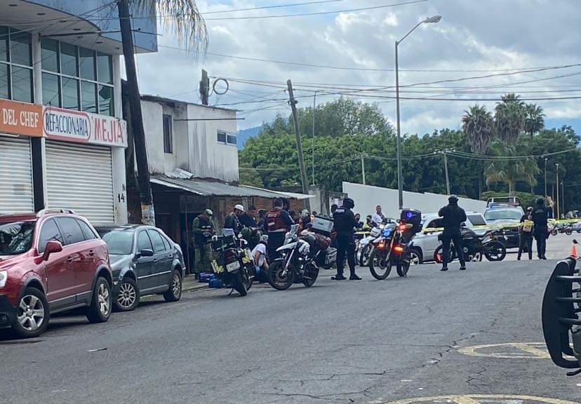 Ejecutan a un motociclista en la calzada La Fuente en Uruapan