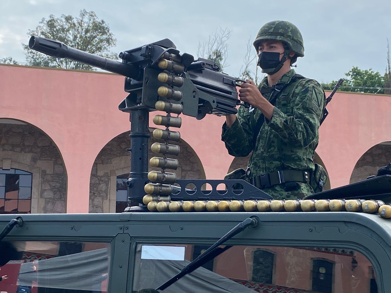 Gestiona Sedena aviones militares para 30 de septiembre en Morelia