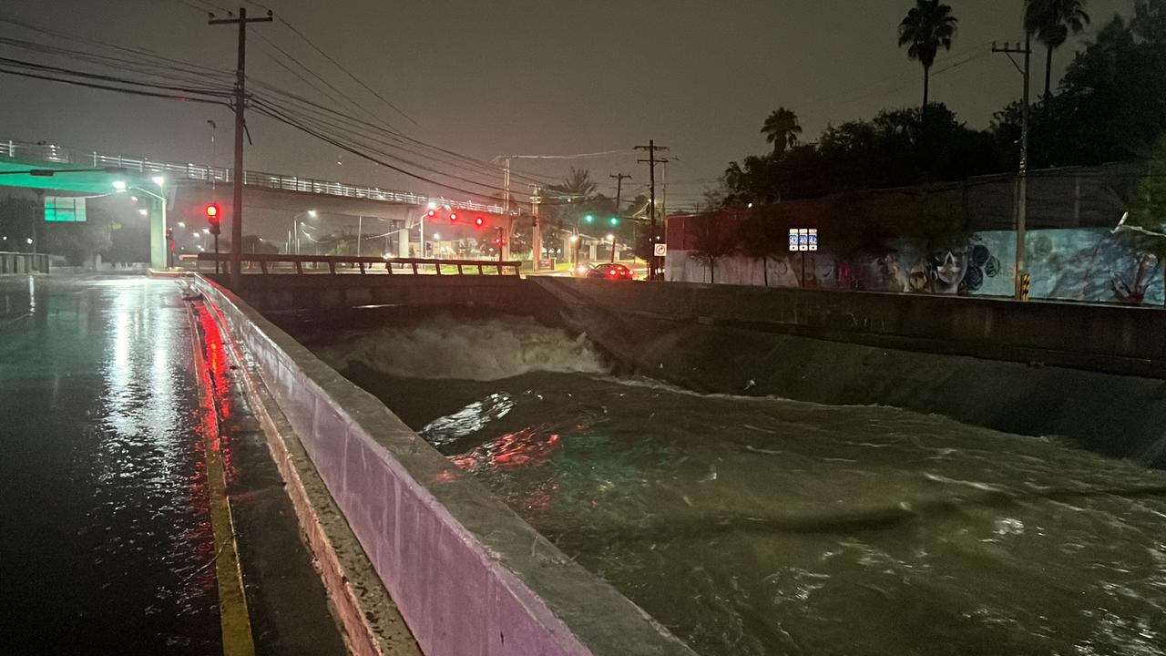 Suspenden clases en Nuevo León por fuertes lluvias