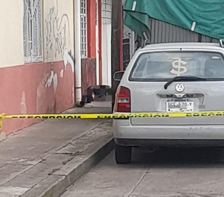 Acribillan a un sujeto al oriente de la ciudad de Uruapan