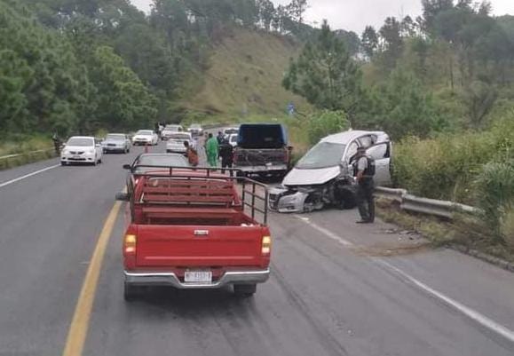 Accidente en la autopista Siglo XXI deja siete lesionados