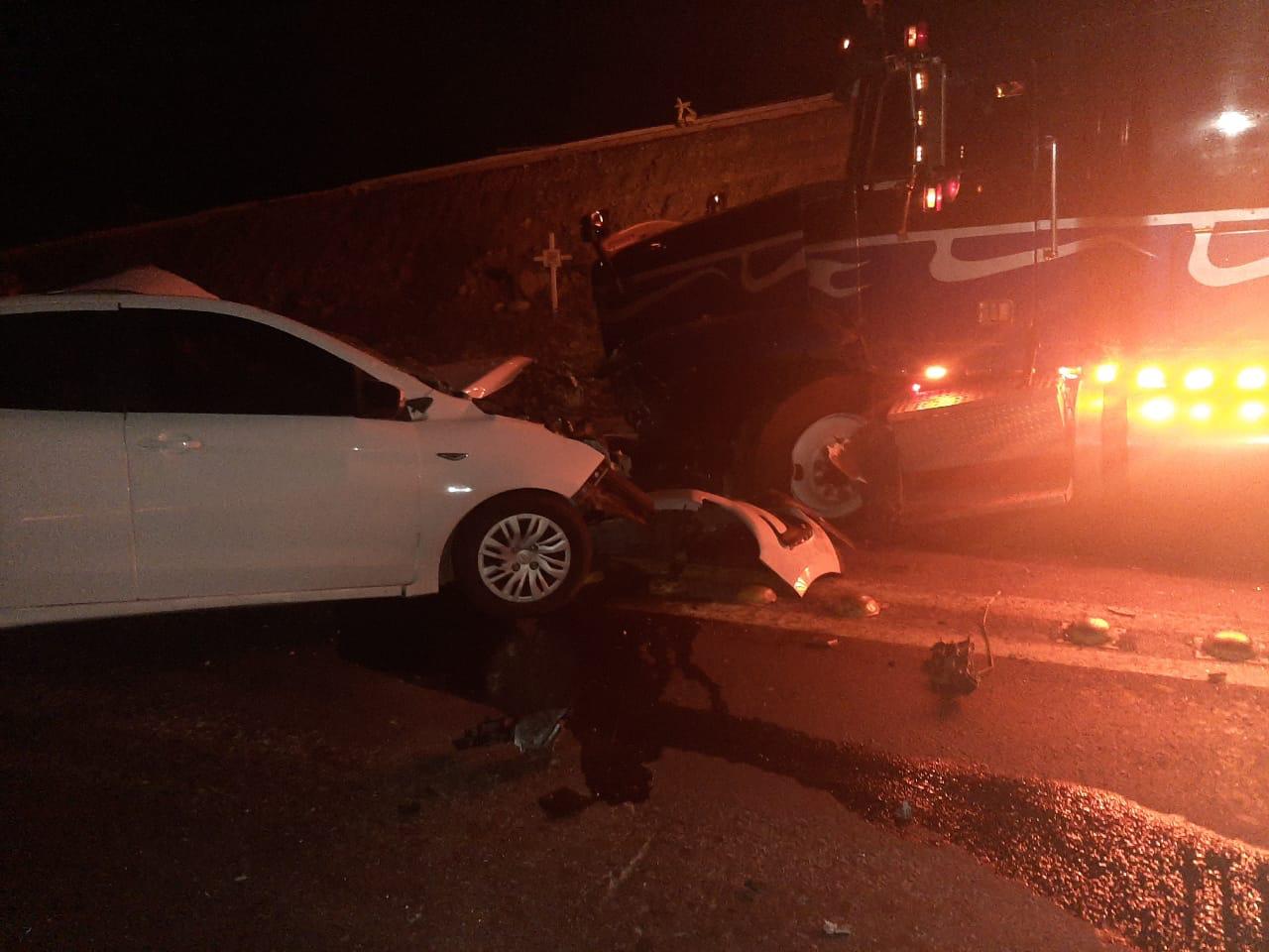 Choque en la autopista Siglo XXI deja una persona fallecida