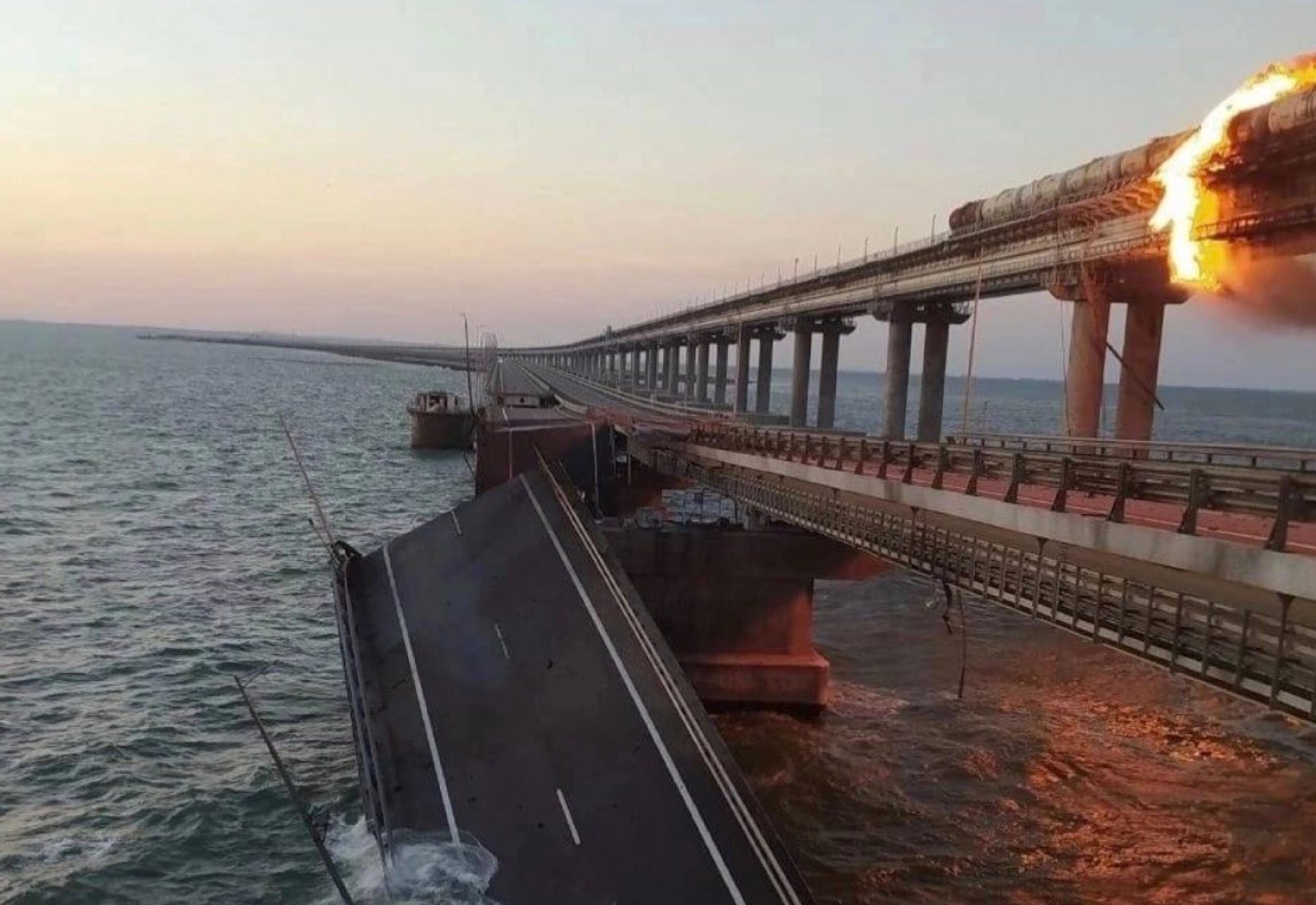 Detiene Rusia a sospechosos por explosión en puente de Crimea