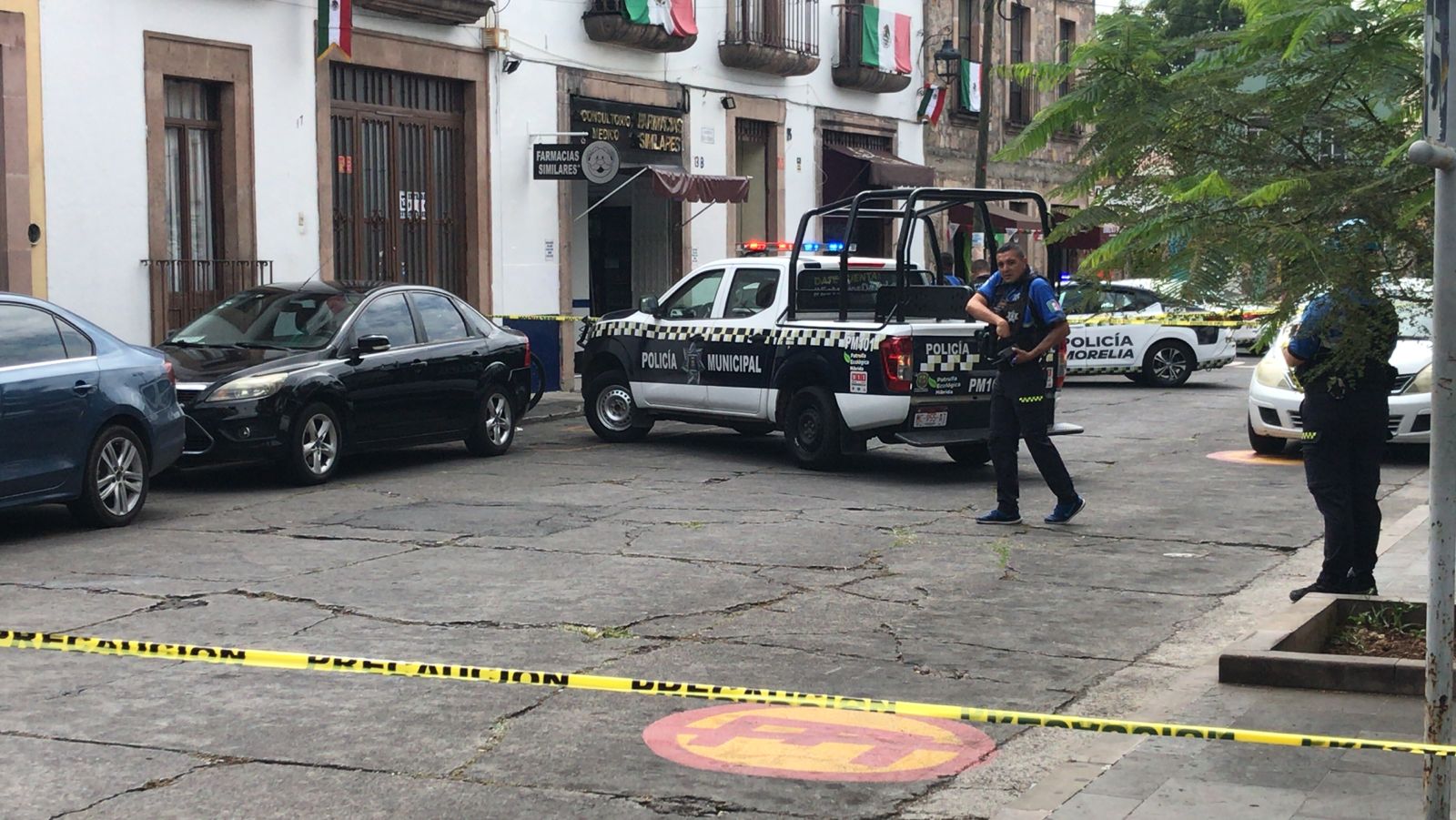 Hombre adulto fallece en la puerta de un consultorio en Morelia