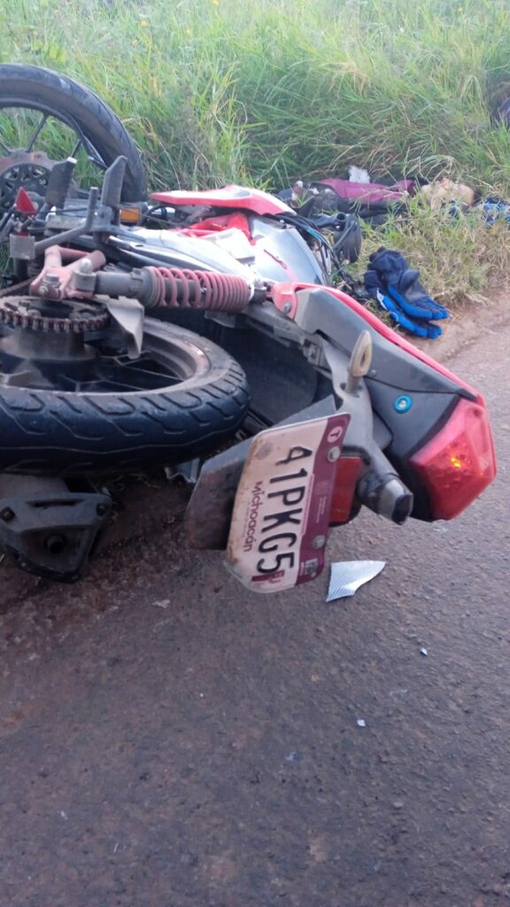Muere motociclista en la carretera Zamora - Tangancicuaro