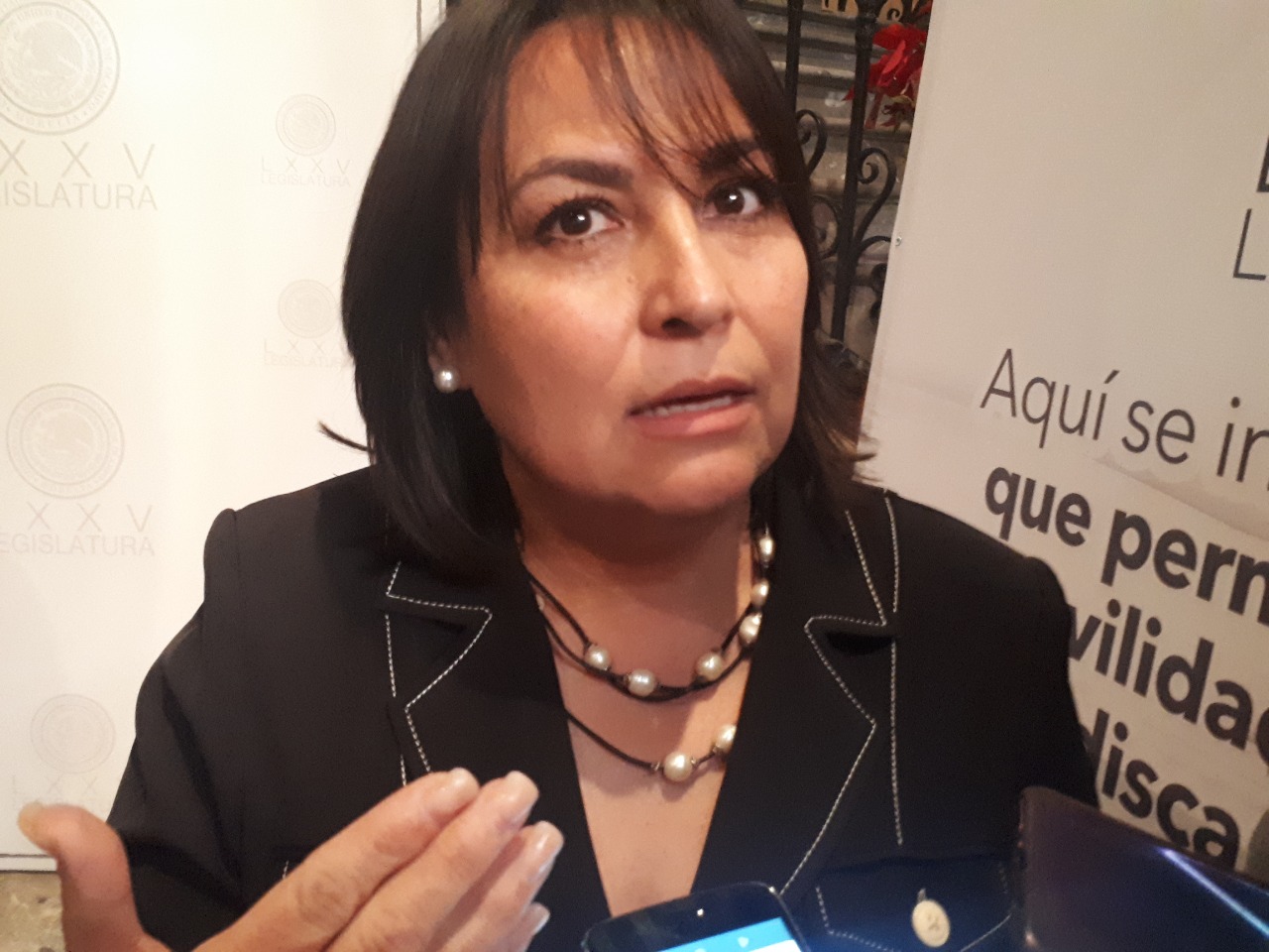 Respeto de ida y vuelta con Oscar Escobar, asegura Lariza Pérez