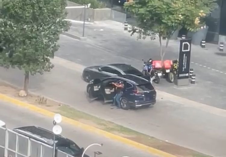 Balacera en plaza comercial de Jalisco; 1 muerto y 2 heridos