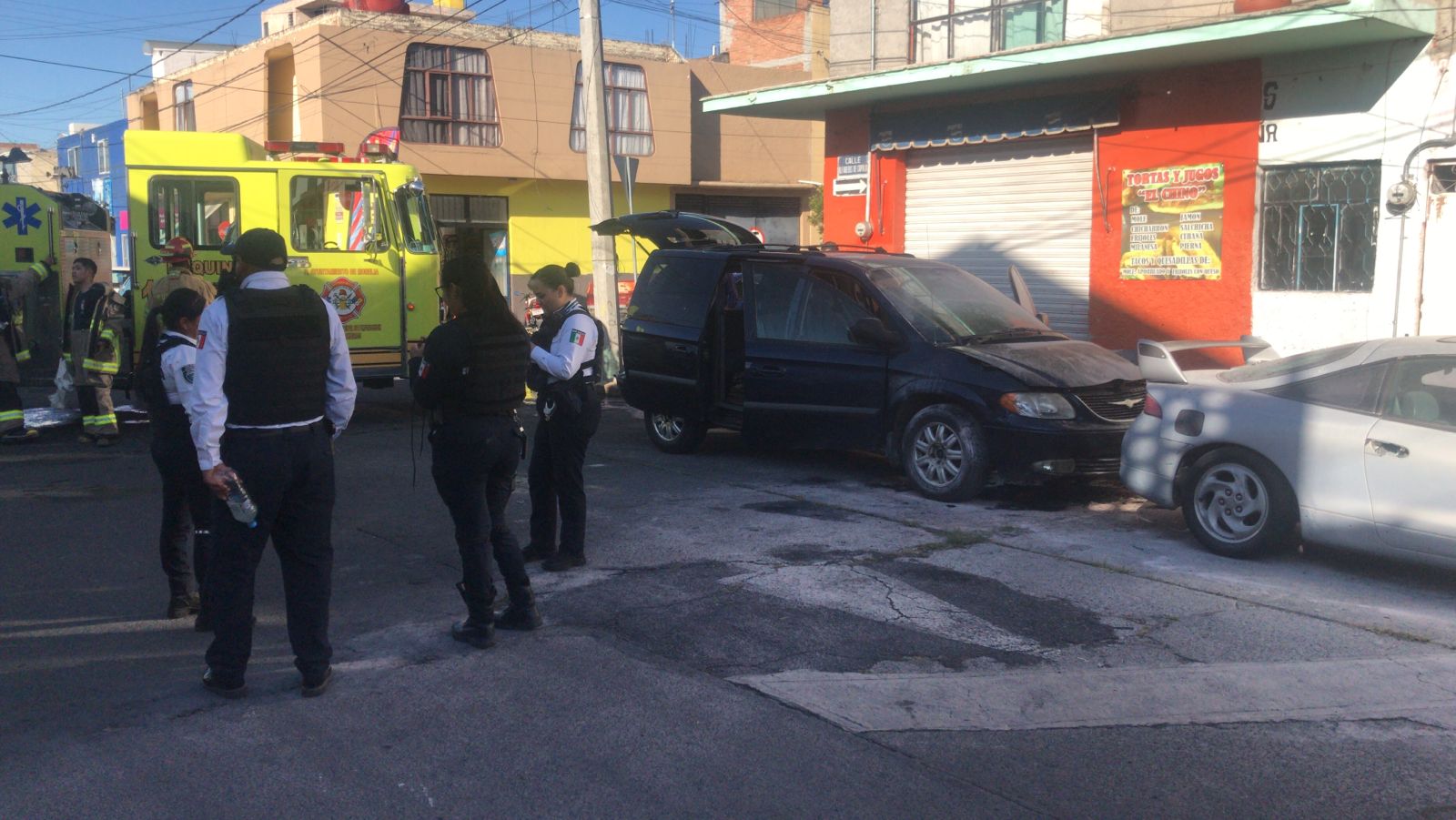 Incendio de una camioneta moviliza a bomberos