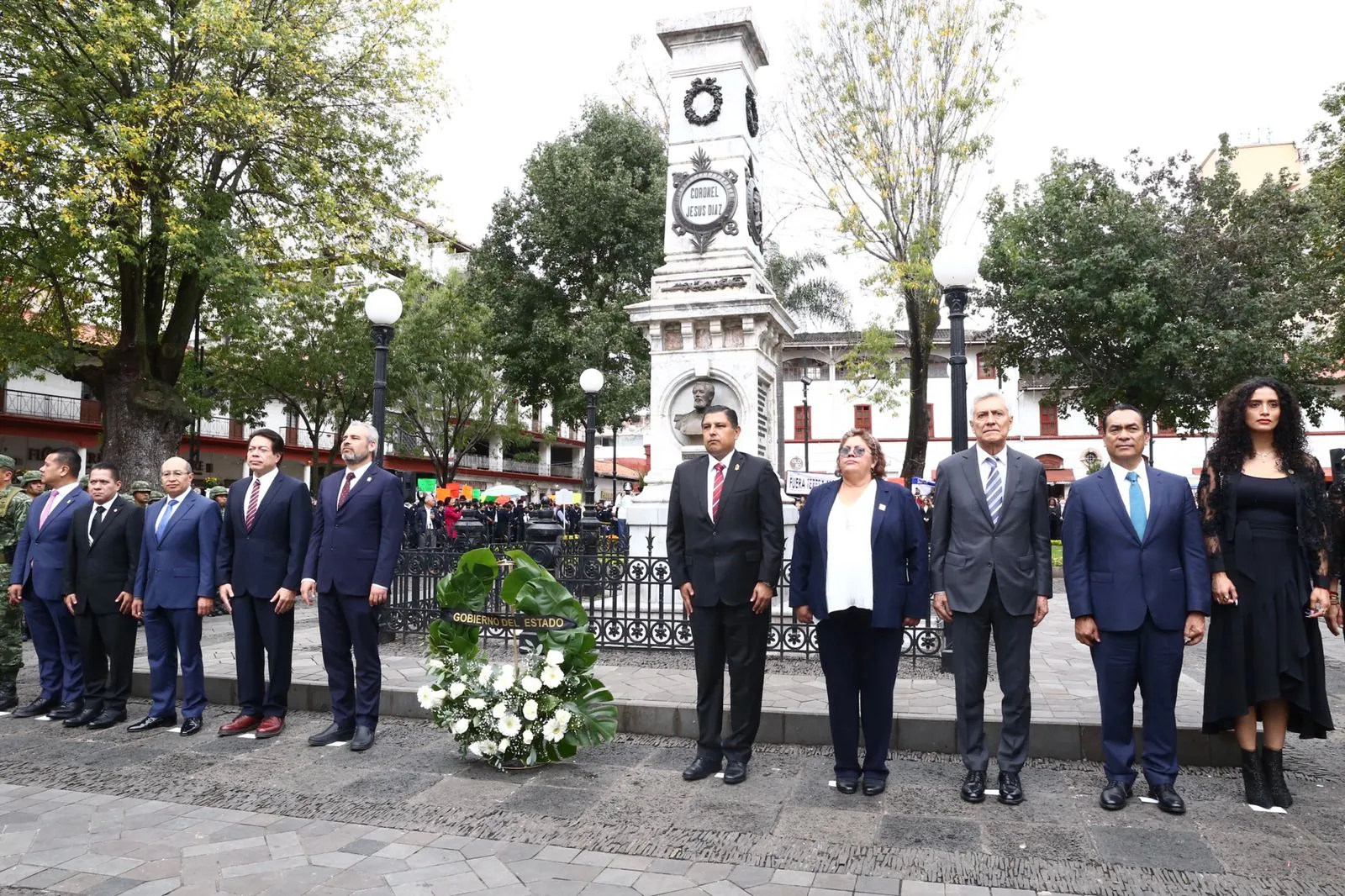 Alfredo Ramírez Bedolla, asistió al acto conmemorativo del 157 aniversario luctuoso de los Mártires de Uruapan v