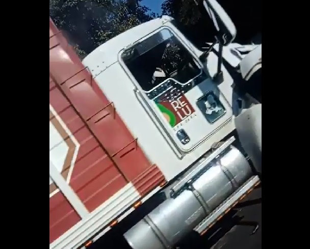 muertos choque camión aguacateros_