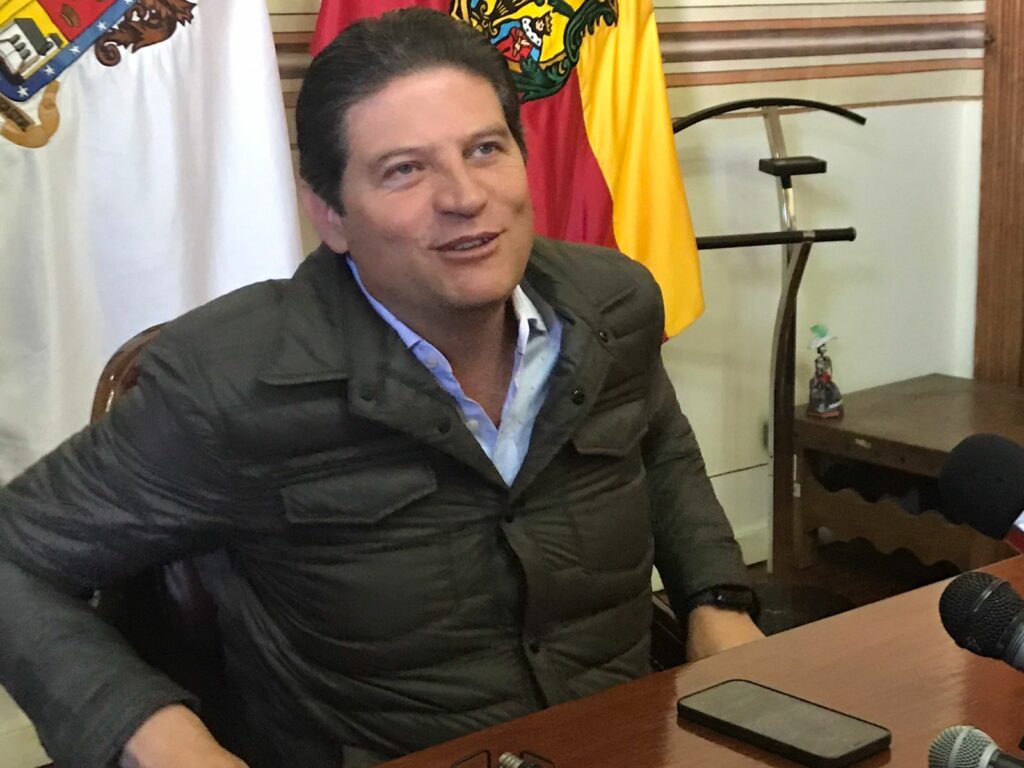Asesor de Ayuntamiento de Morelia en gira de Silvano Aureoles
