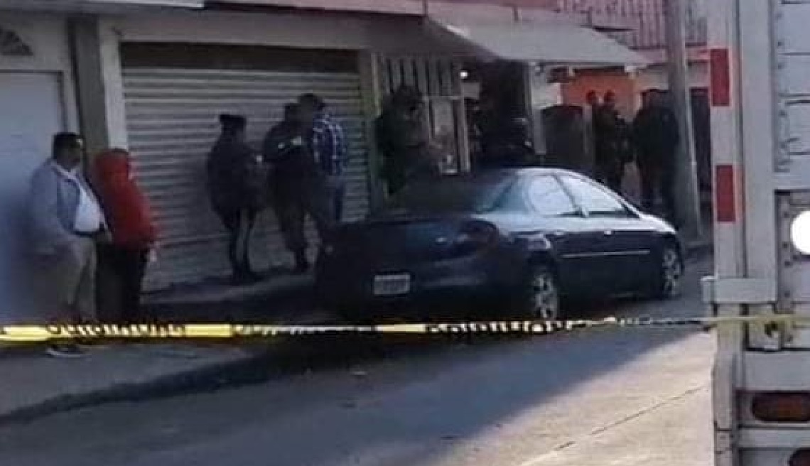 Comando balea base de taxis Tierra y Libertad, en Uruapan