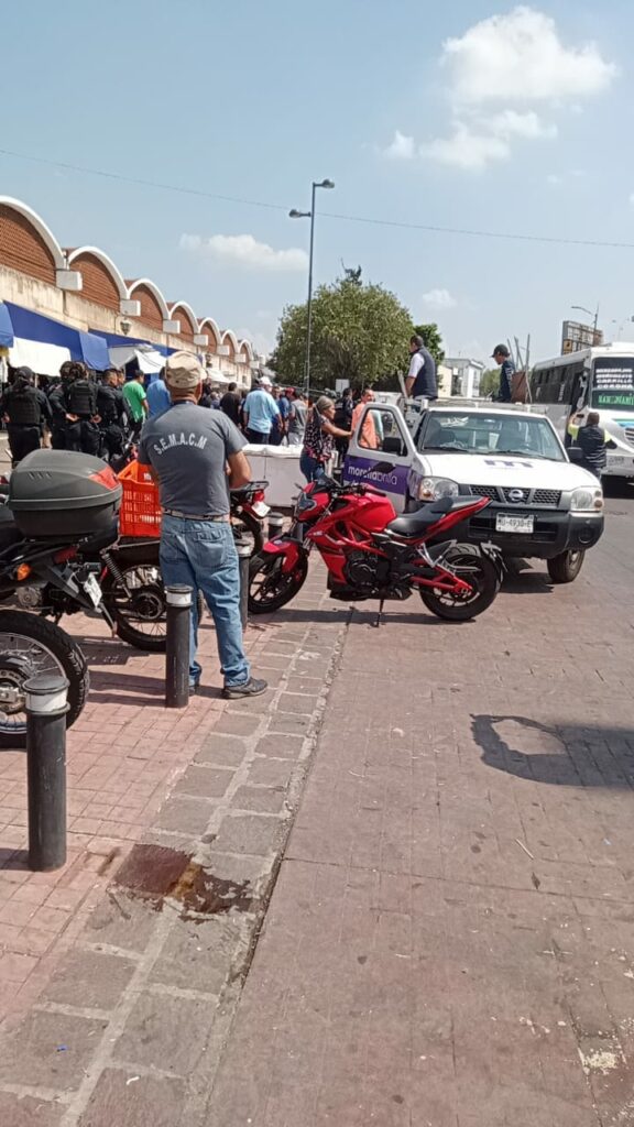 Conflicto por vendedores ambulantes en mercado independencia deja lesionados