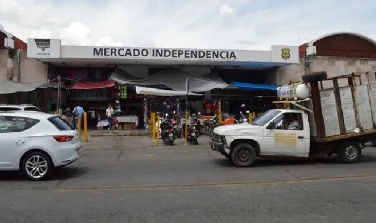 Conflicto por vendedores ambulantes en mercado independencia deja lesionados